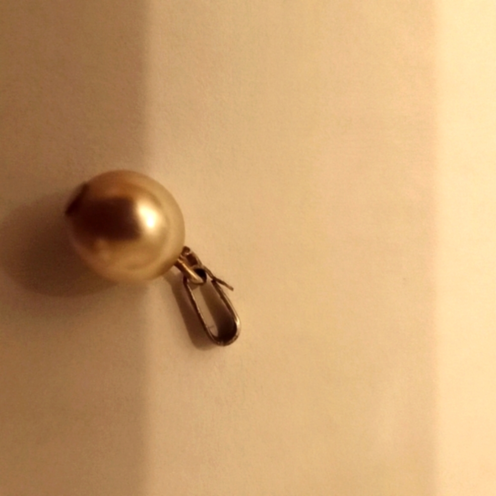 Vintage Single Pearl Pendant - Picture 5 of 6